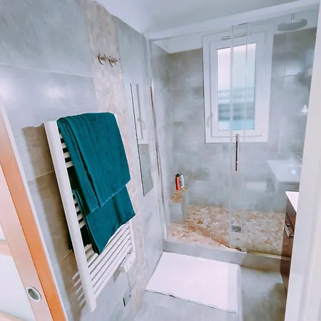 Appartement T2 Climatisé De Mar Vivo à 150 M *